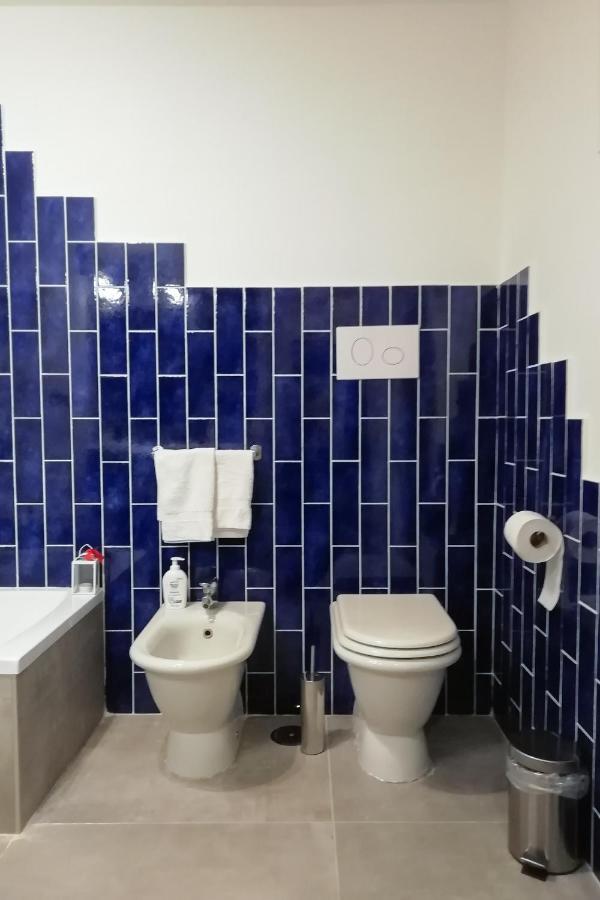 La Casa Del Nespolo, 2 Terrazzi E 2 Bagni In Centro Apartment Napoli Exterior foto