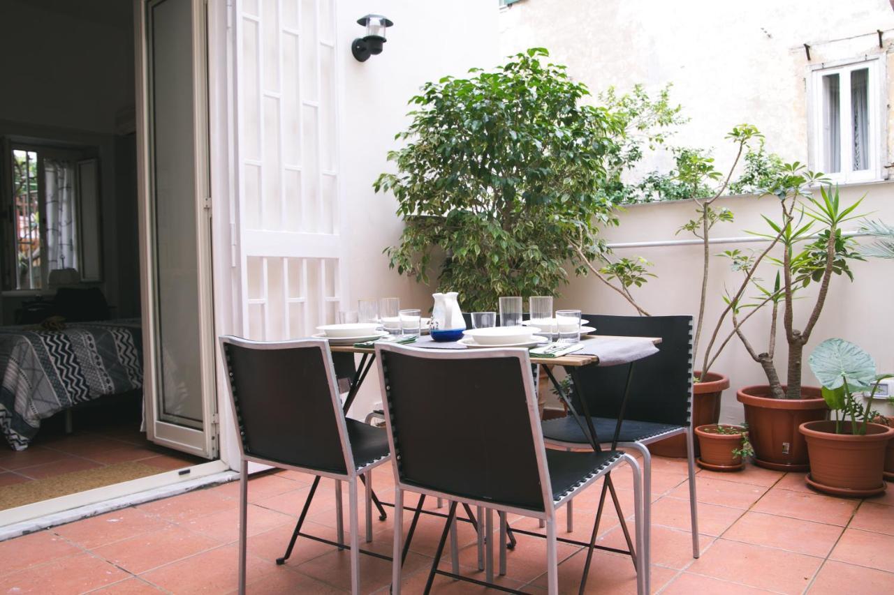La Casa Del Nespolo, 2 Terrazzi E 2 Bagni In Centro Apartment Napoli Exterior foto