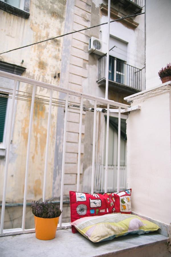 La Casa Del Nespolo, 2 Terrazzi E 2 Bagni In Centro Apartment Napoli Exterior foto